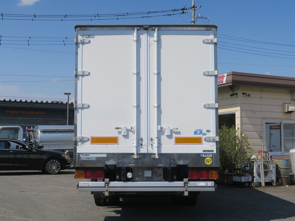 中古冷凍バン 三菱ふそう ファイター