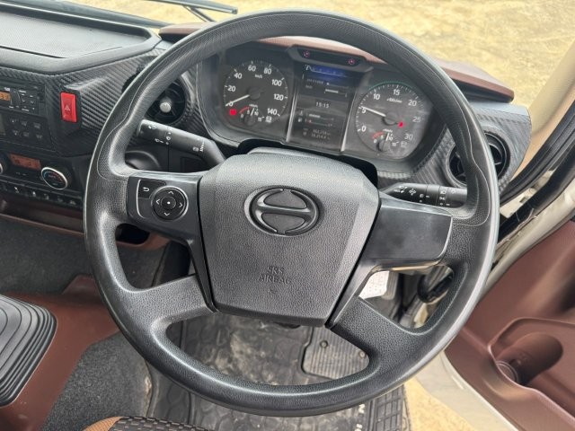 中古冷凍バン 日野 レンジャー