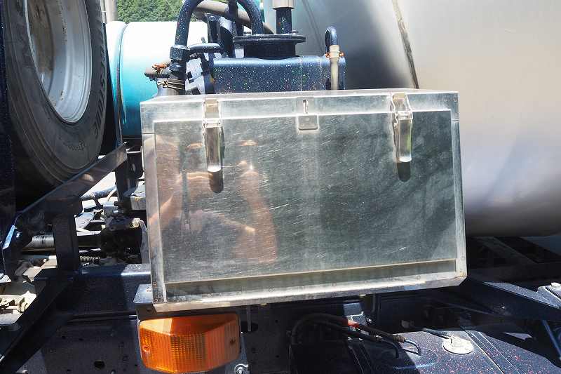 中古ミキサー車(生コン車) 日野 レンジャー