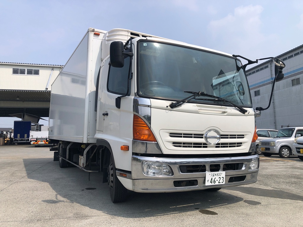 中古冷凍バン 日野 レンジャー