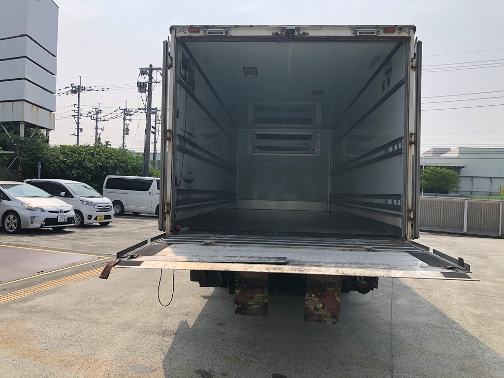 中古冷凍バン 日野 レンジャー