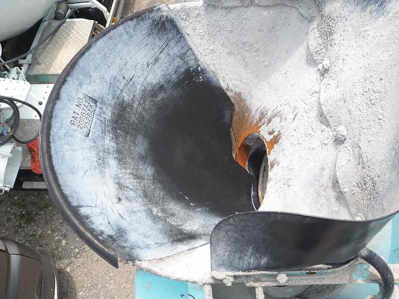 中古ミキサー車(生コン車) いすゞ エルフ