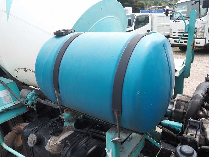 中古ミキサー車(生コン車) いすゞ エルフ