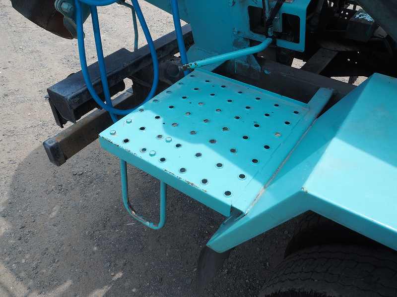 中古ミキサー車(生コン車) いすゞ エルフ