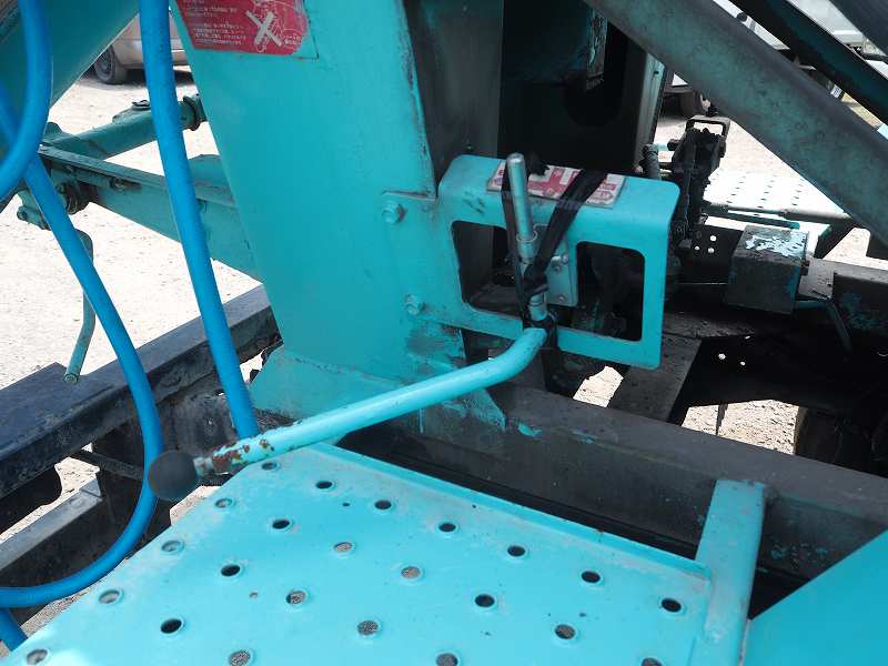 中古ミキサー車(生コン車) いすゞ エルフ