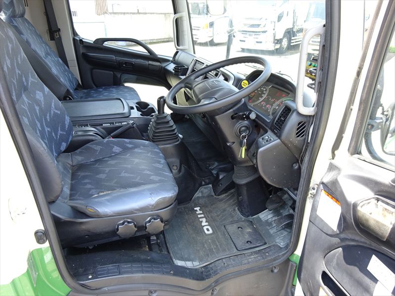 中古塵芥車(パッカー車) 日野 レンジャー