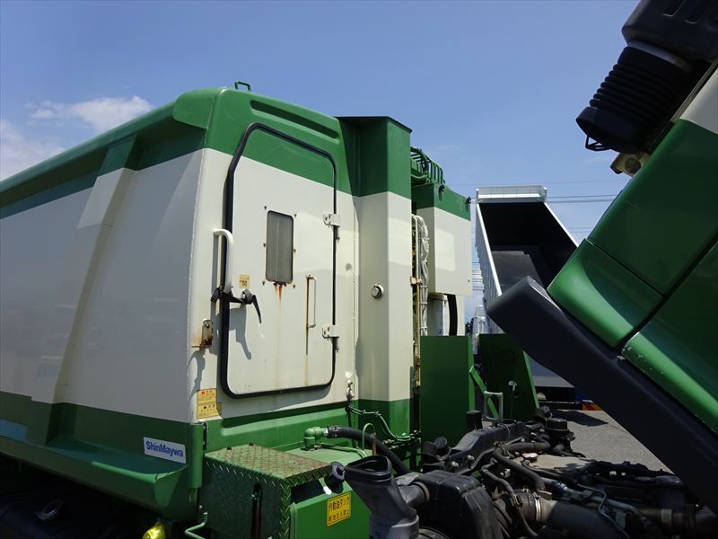 中古塵芥車(パッカー車) 日野 レンジャー