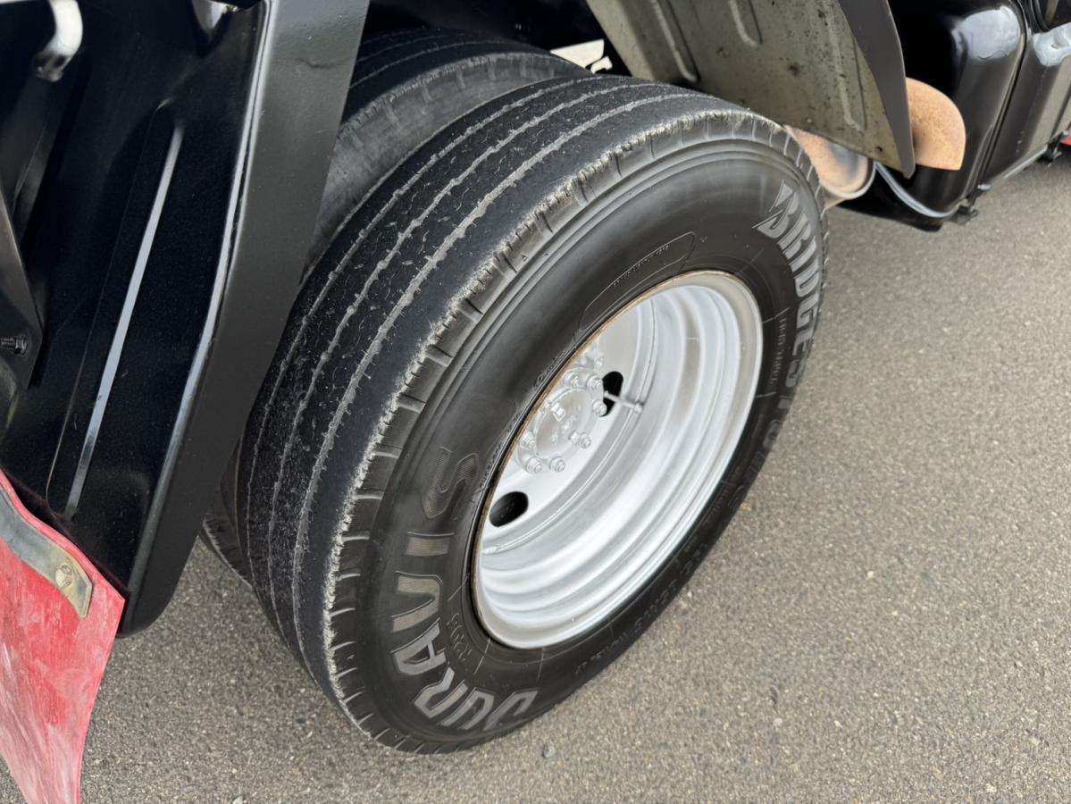 中古深ダンプ いすゞ エルフ