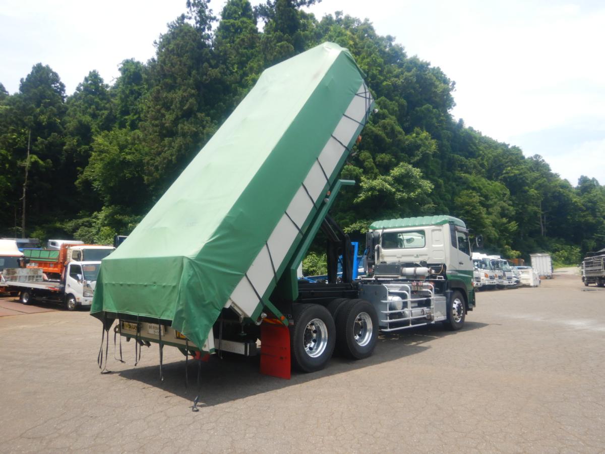 中古粉粒体運搬車 UDトラックス クオン
