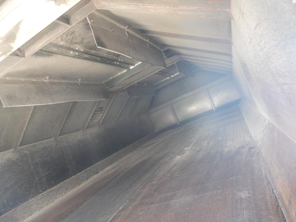 中古粉粒体運搬車 UDトラックス クオン