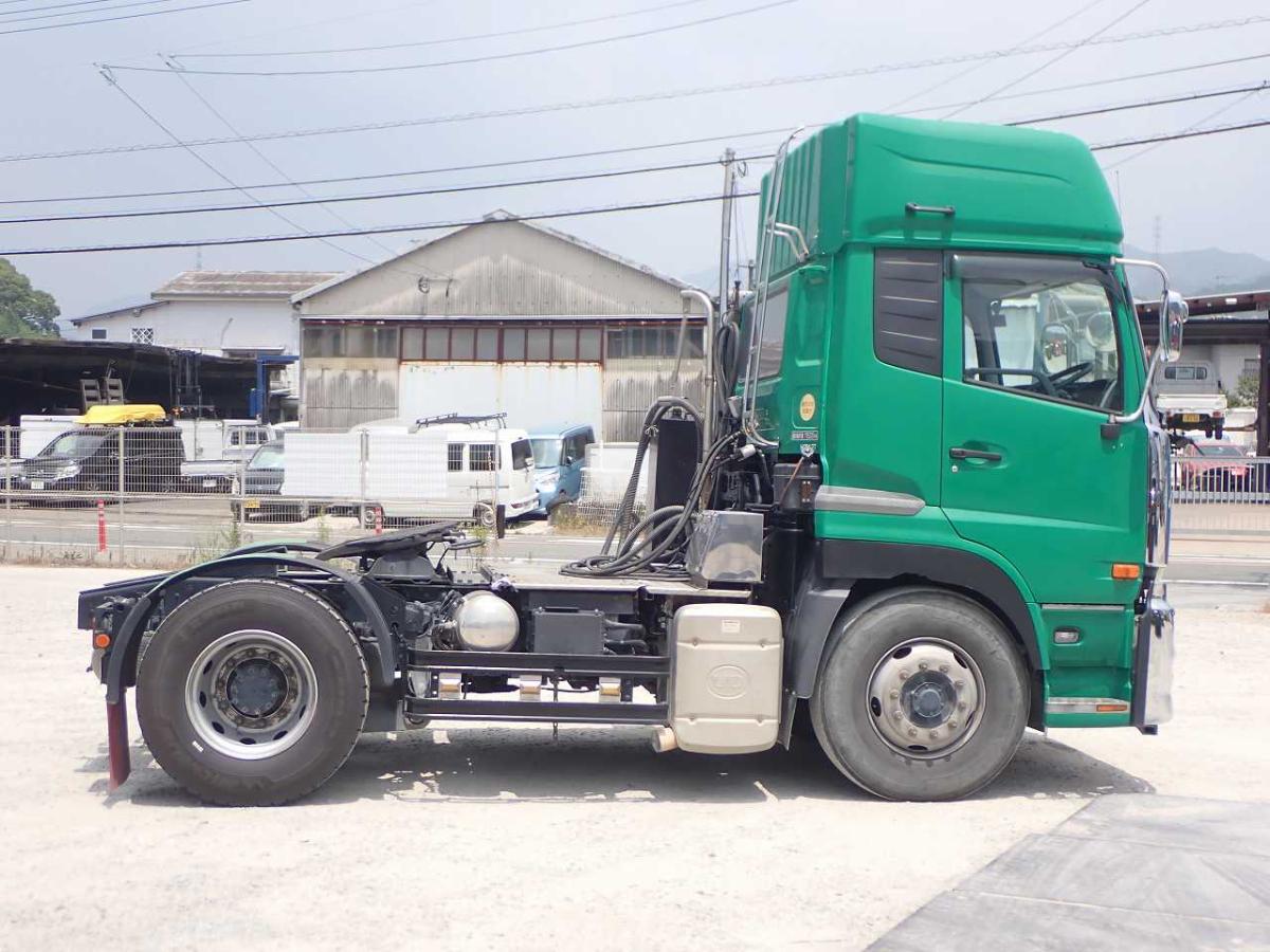 中古トラクタ UDトラックス クオン /H29年 PTOダンプレバー付き 49万km