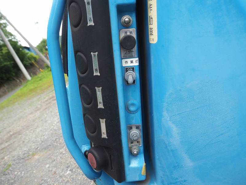 中古塵芥車(パッカー車) いすゞ エルフ