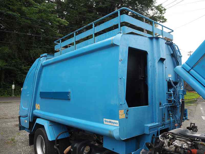 中古塵芥車(パッカー車) いすゞ エルフ