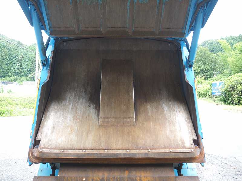 中古塵芥車(パッカー車) いすゞ エルフ