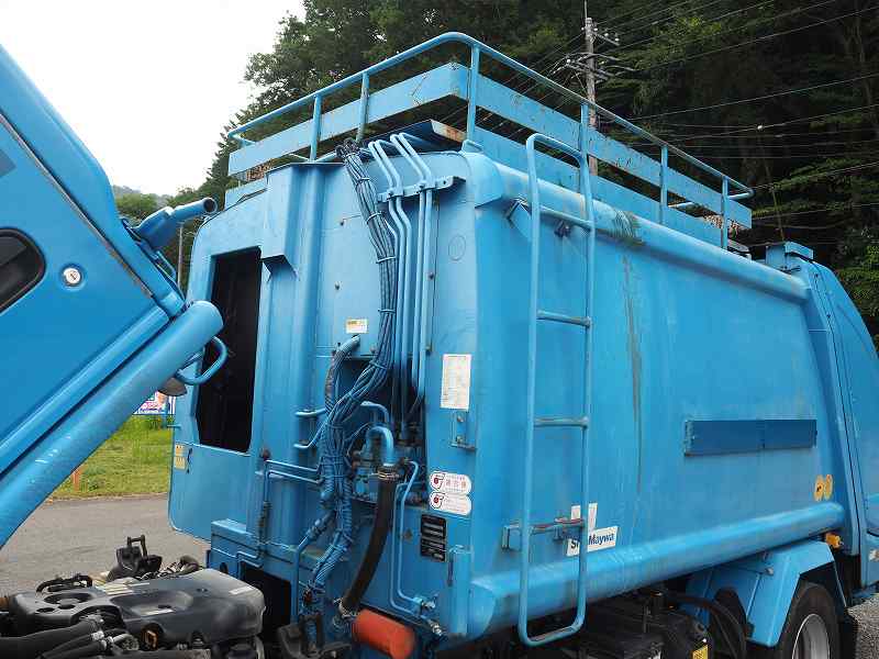 中古塵芥車(パッカー車) いすゞ エルフ