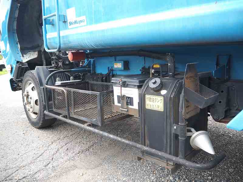 中古塵芥車(パッカー車) いすゞ エルフ