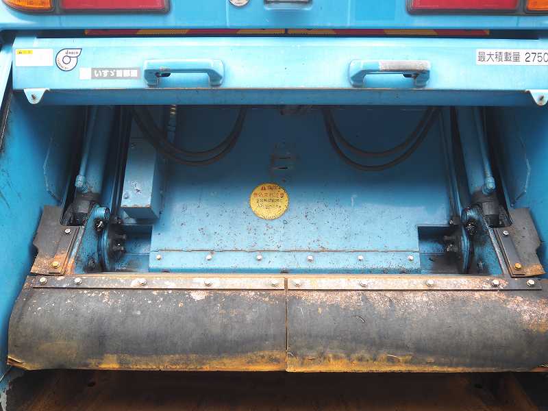 中古塵芥車(パッカー車) いすゞ エルフ