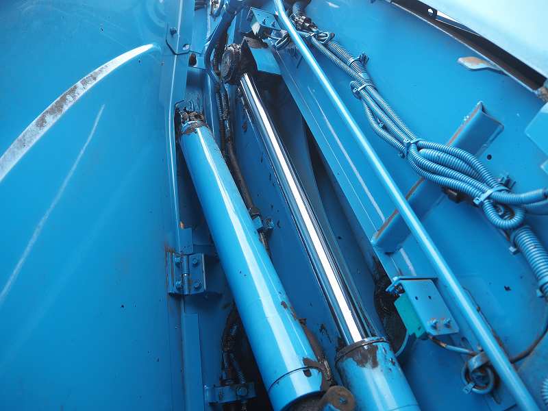 中古塵芥車(パッカー車) いすゞ エルフ