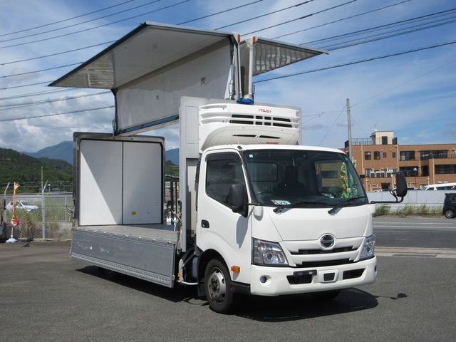 中古冷凍ウィング 日野 デュトロ