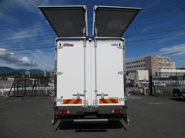 中古冷凍ウィング 日野 デュトロ
