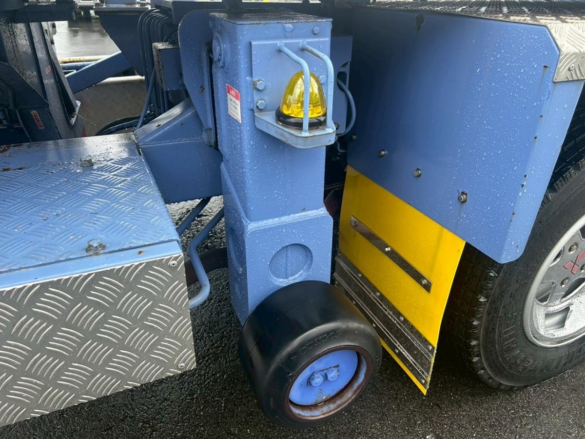 中古高所作業車 三菱ふそう キャンター