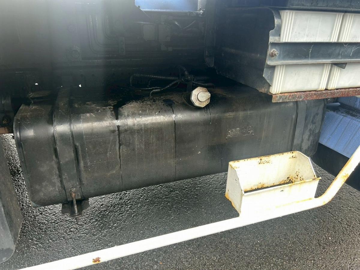 中古高所作業車 三菱ふそう キャンター