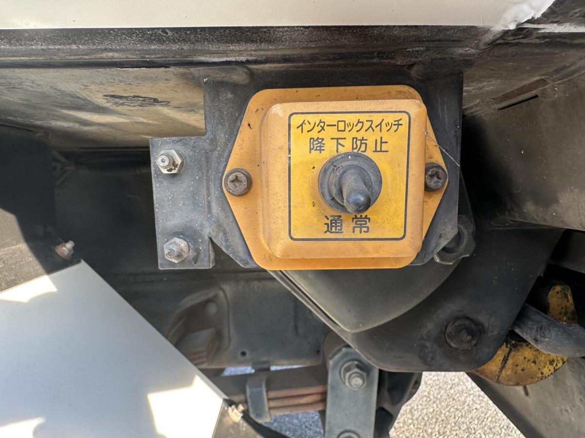中古塵芥車(パッカー車) いすゞ エルフ