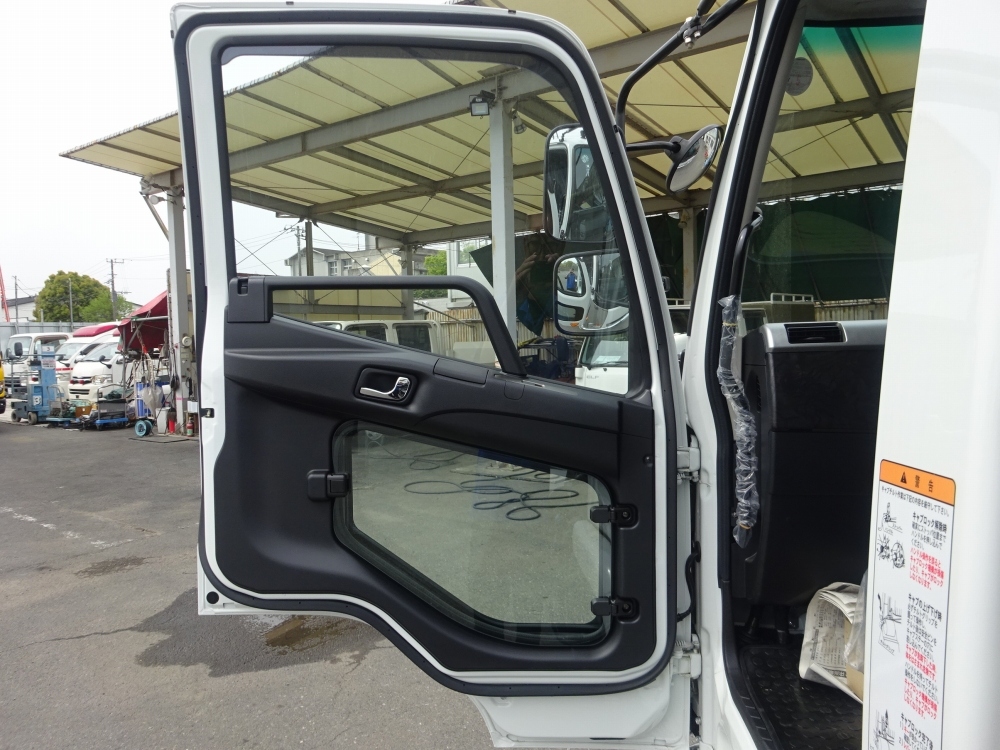 中古コンテナ車 三菱ふそう ファイター