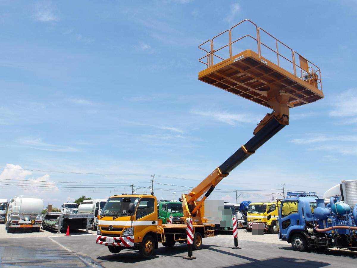 中古高所作業車 日野 デュトロ