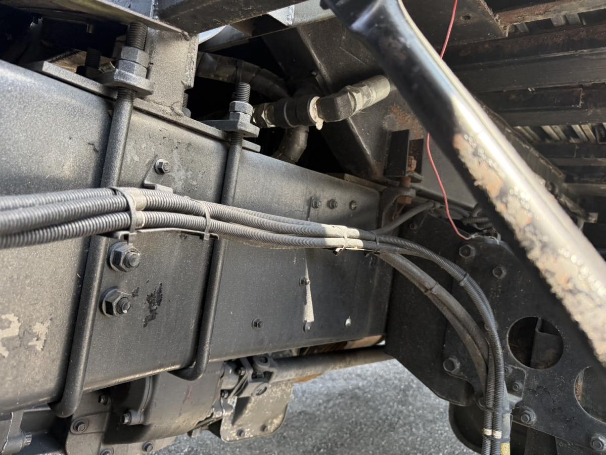 中古チップ運搬車 三菱 