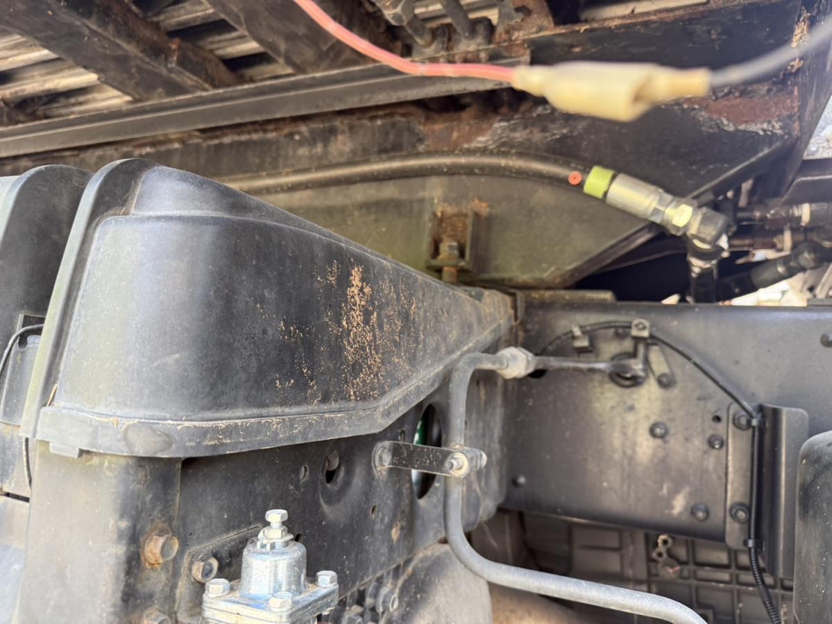 中古チップ運搬車 三菱 