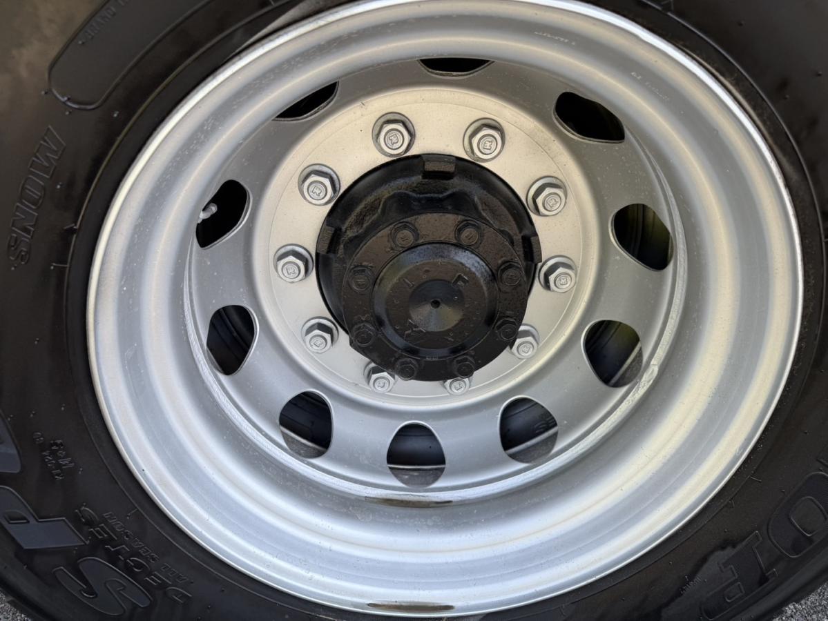 中古チップ運搬車 三菱 