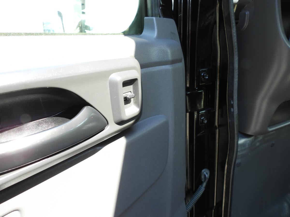 中古平ボディ いすゞ エルフ