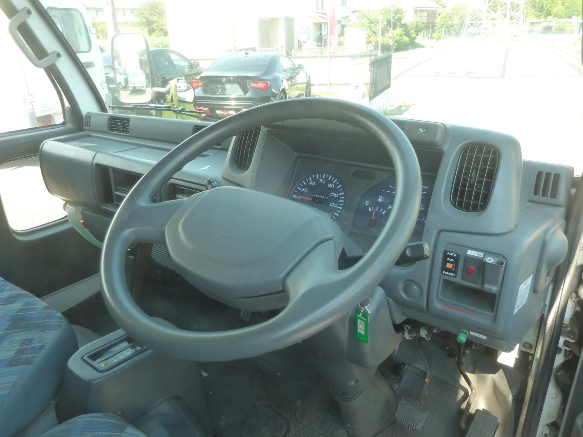 中古アルミバン ニッサン アトラス