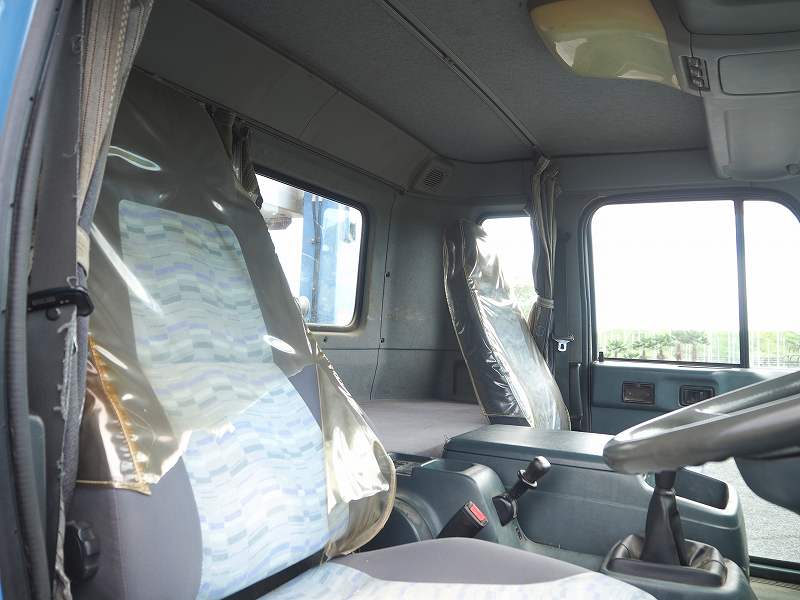 中古セルフクレーン UDトラックス コンドル