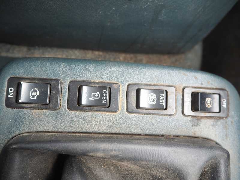 中古セルフクレーン UDトラックス コンドル