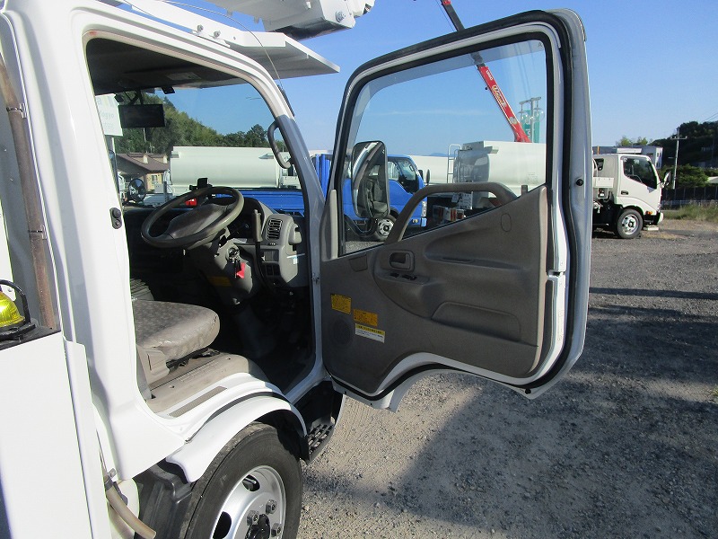 中古高所作業車 トヨタ ダイナ