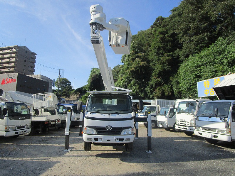 中古高所作業車 トヨタ ダイナ