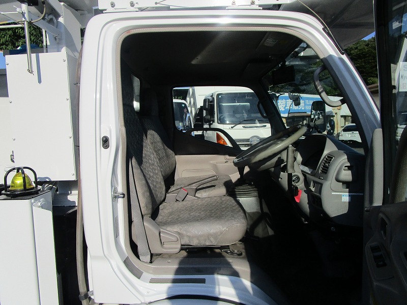 中古高所作業車 トヨタ ダイナ