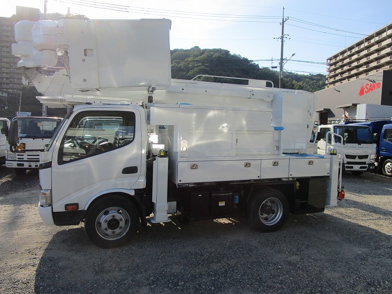 中古高所作業車 トヨタ ダイナ