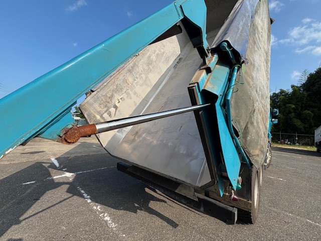 中古深ダンプ 日野 プロフィア