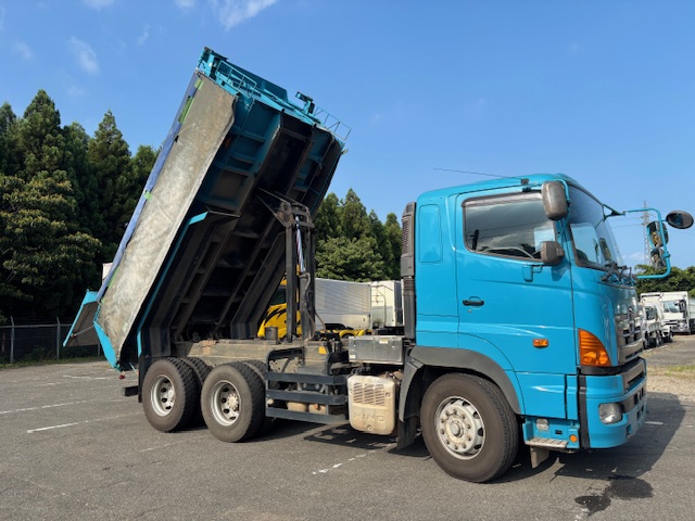 中古深ダンプ 日野 プロフィア