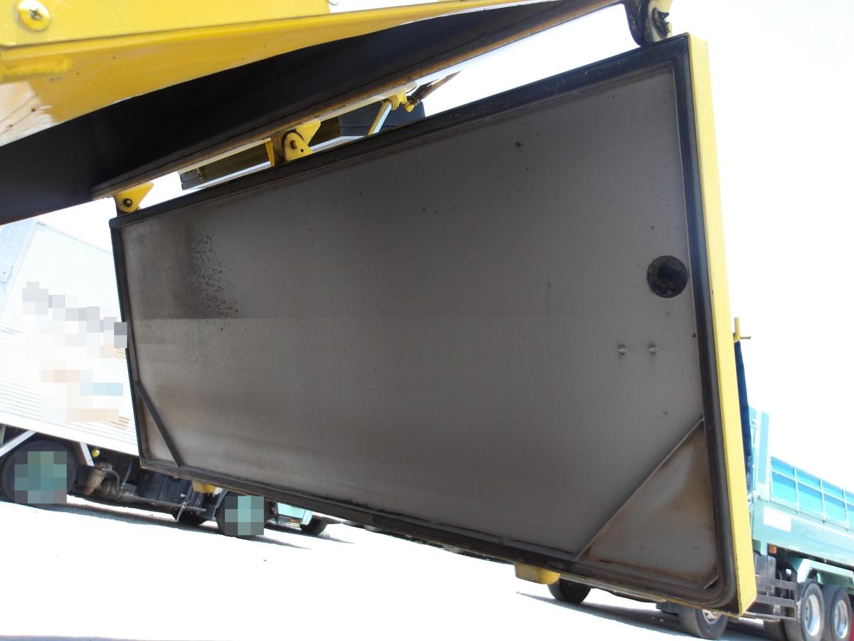 中古清掃車 いすゞ フォワード