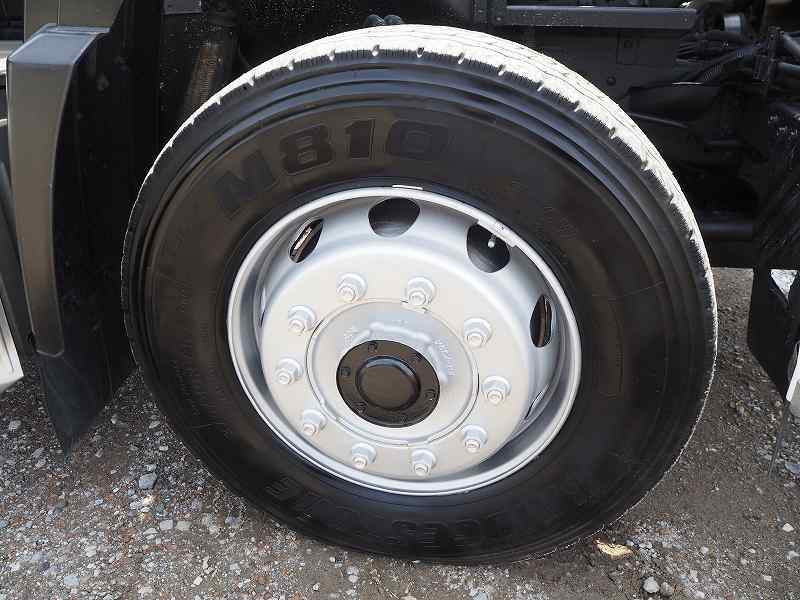中古コンテナ車 UDトラックス クオン