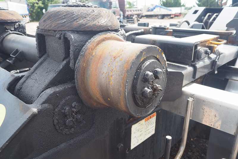 中古コンテナ車 UDトラックス クオン