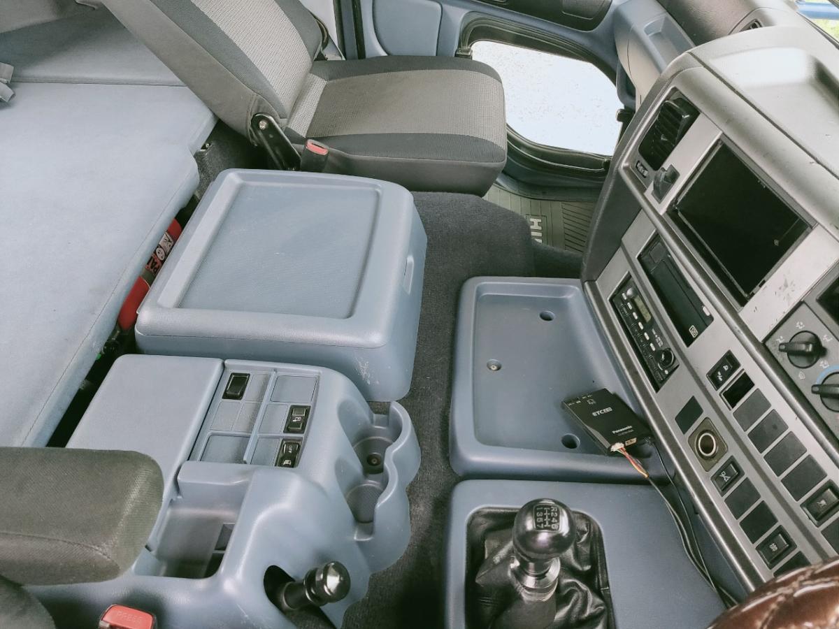 中古トラクタ 日野 プロフィア