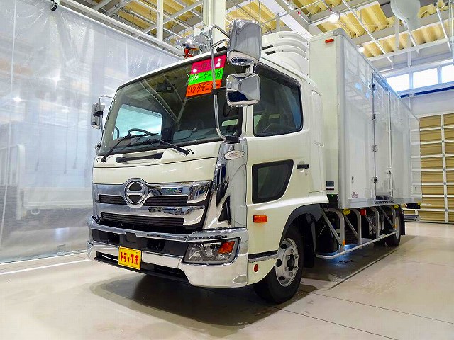 中古冷凍バン 日野 レンジャー