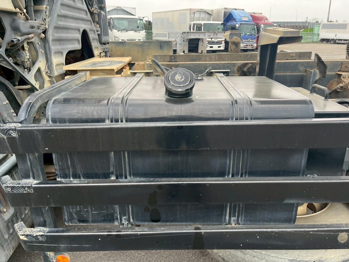 中古ダンプ 日野 プロフィア