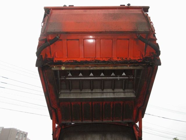 中古塵芥車(パッカー車) いすゞ フォワード