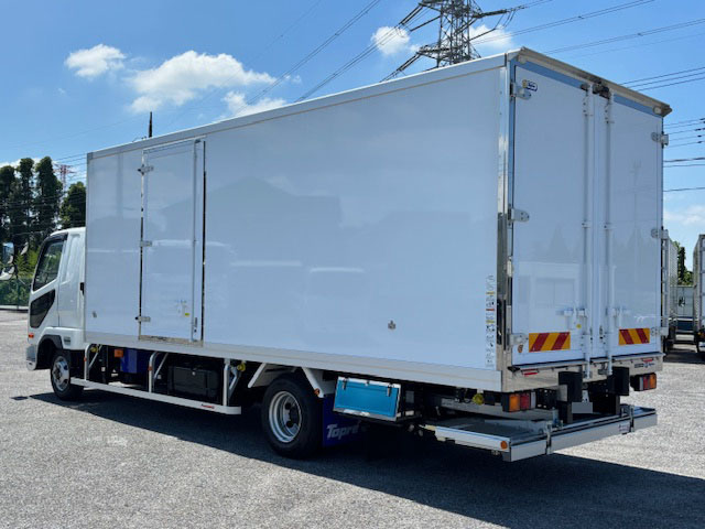 中古冷凍バン 三菱ふそう ファイター